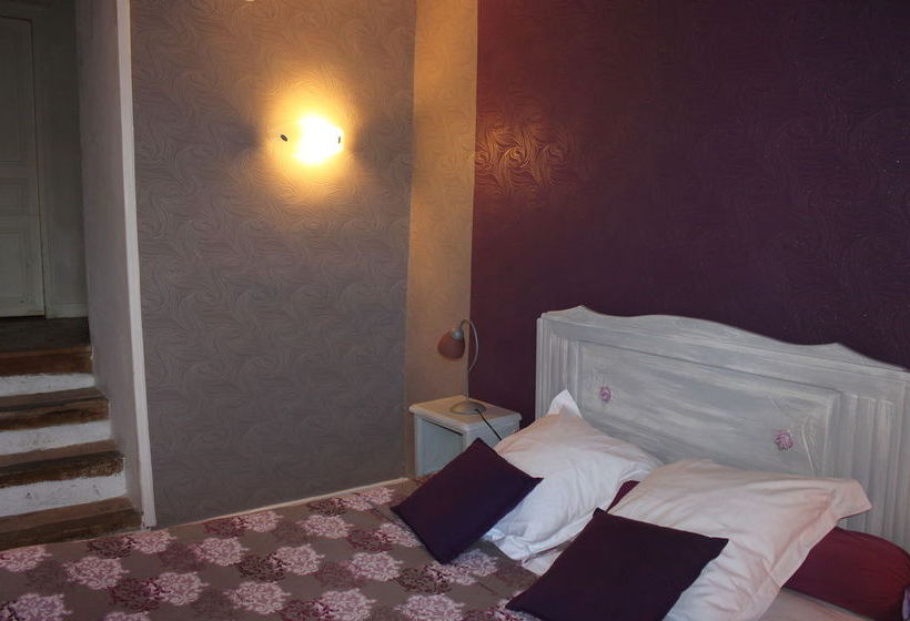 פנסיון La Rucheliere