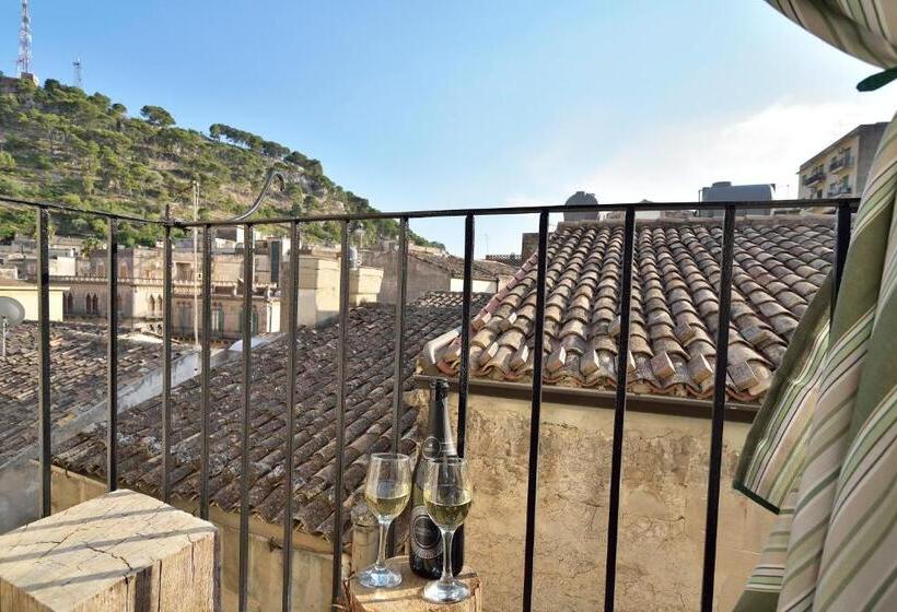 膳宿费 Modica Old Town Rooms  Self Checkin