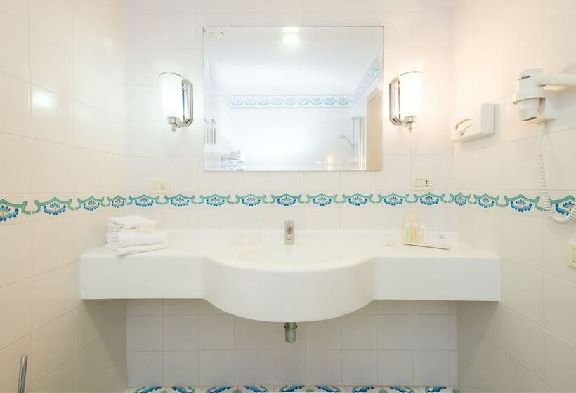 Resort Marina Di Castello Golf & Spa