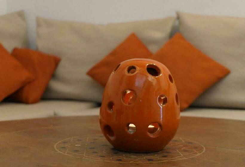 Riad Orange Cannelle