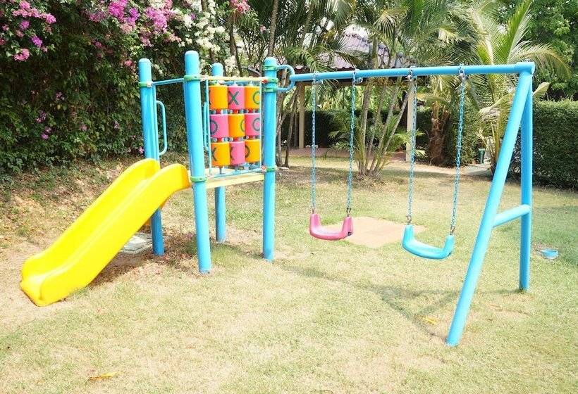 The Royal Tropical Beach At Vip Chain Resort