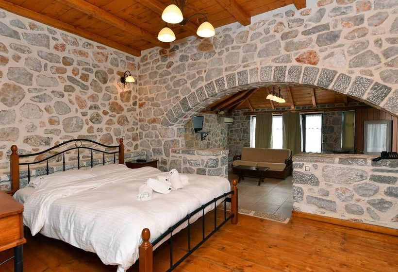 Achelatis Traditonal Guest House