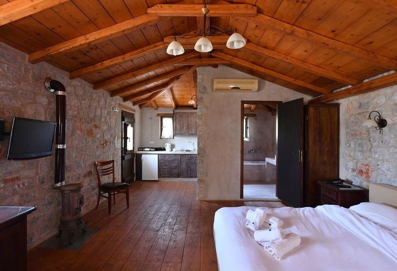 Achelatis Traditonal Guest House