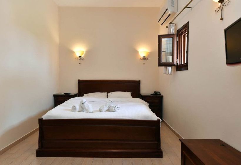 Achelatis Traditonal Guest House