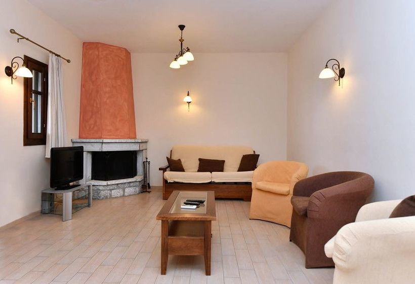 Achelatis Traditonal Guest House