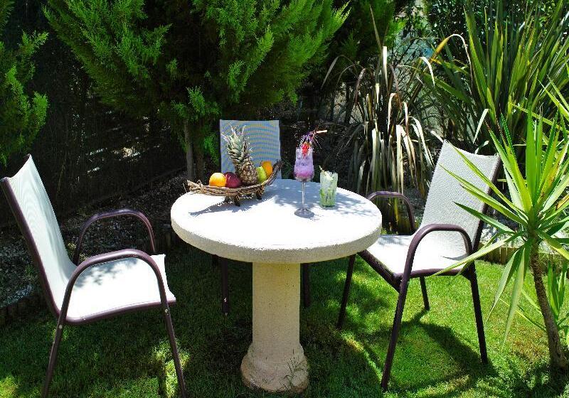 Bella Elena By Estia