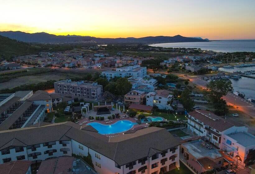 Cala Della Torre Resort