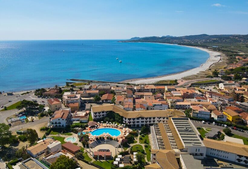 Cala Della Torre Resort