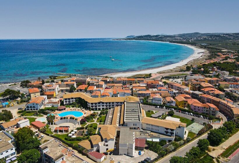 Cala Della Torre Resort