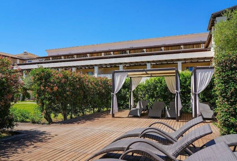 Cala Della Torre Resort