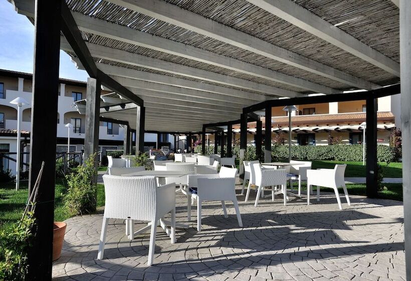 Cala Della Torre Resort
