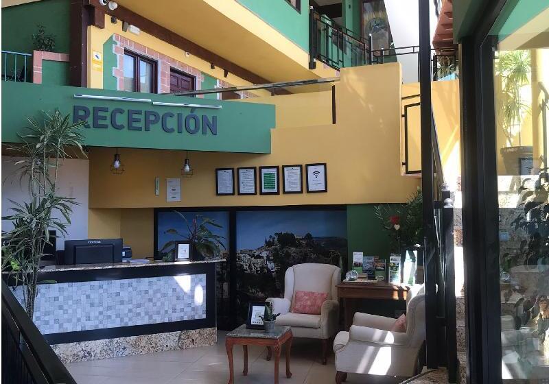 Hostal Leon Dormido