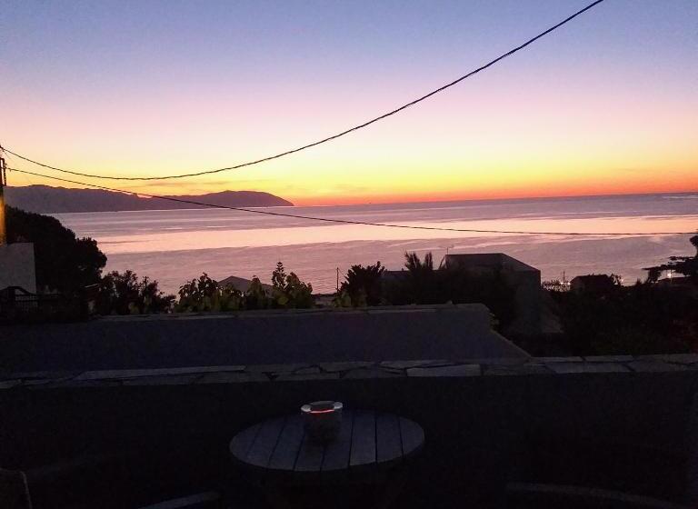 בית מלון כפרי 9 Muses