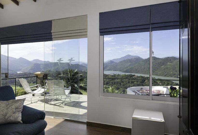 ホテル The Albatross, Kandy