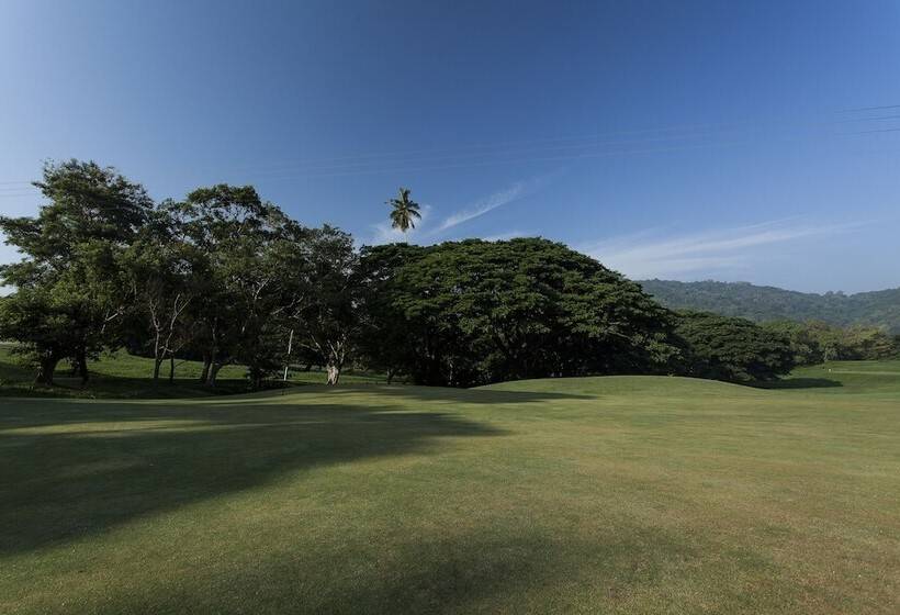 ホテル The Albatross, Kandy