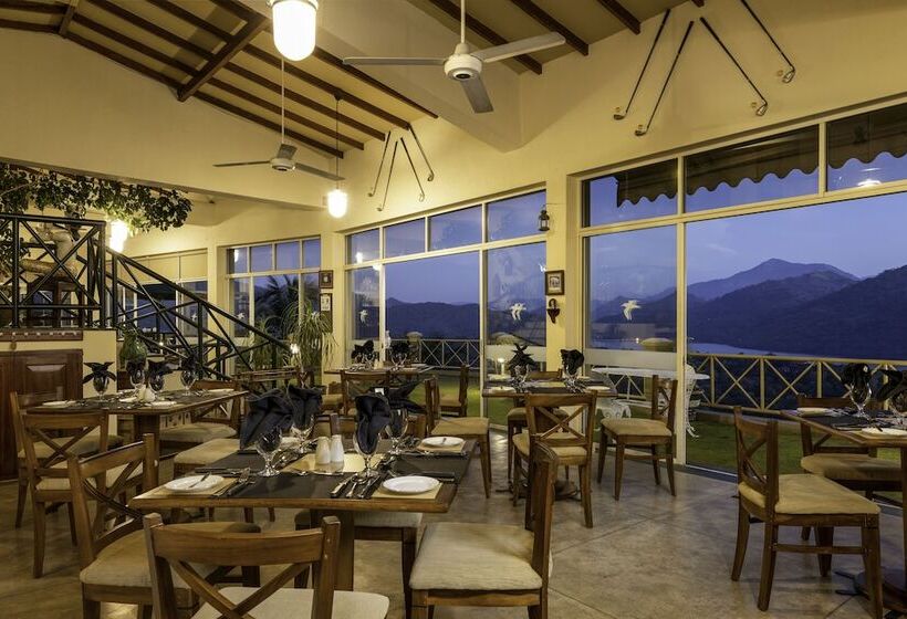 ホテル The Albatross, Kandy