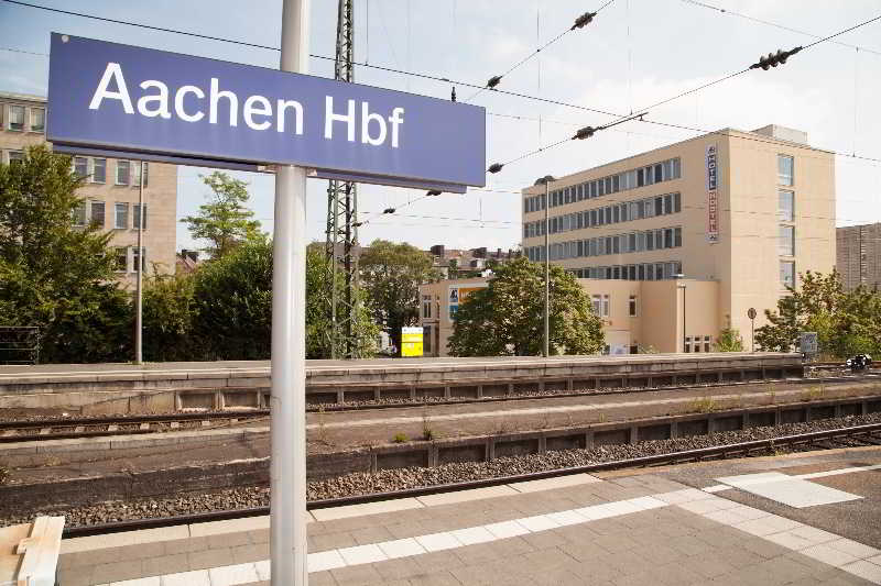 هتل a&o Aachen Hauptbahnhof