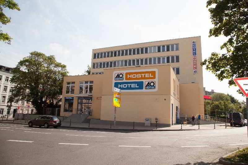 Отель a&o Aachen Hauptbahnhof