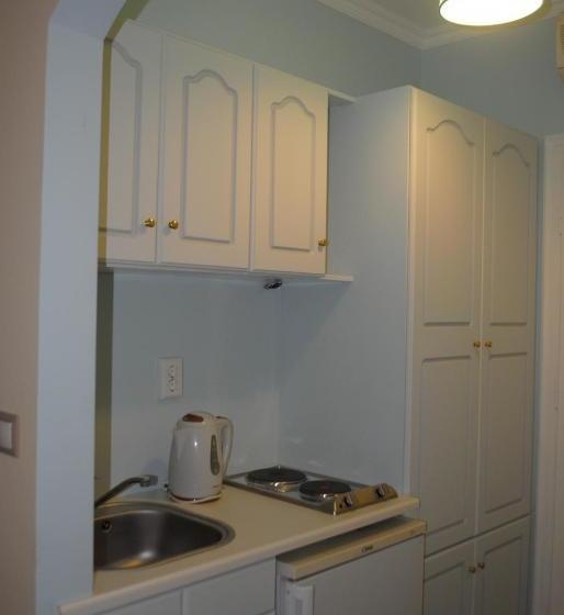 בית מלון כפרי Apollonia