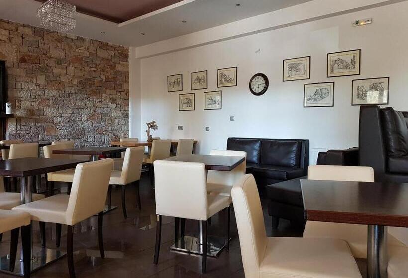 בית מלון כפרי Aposperides