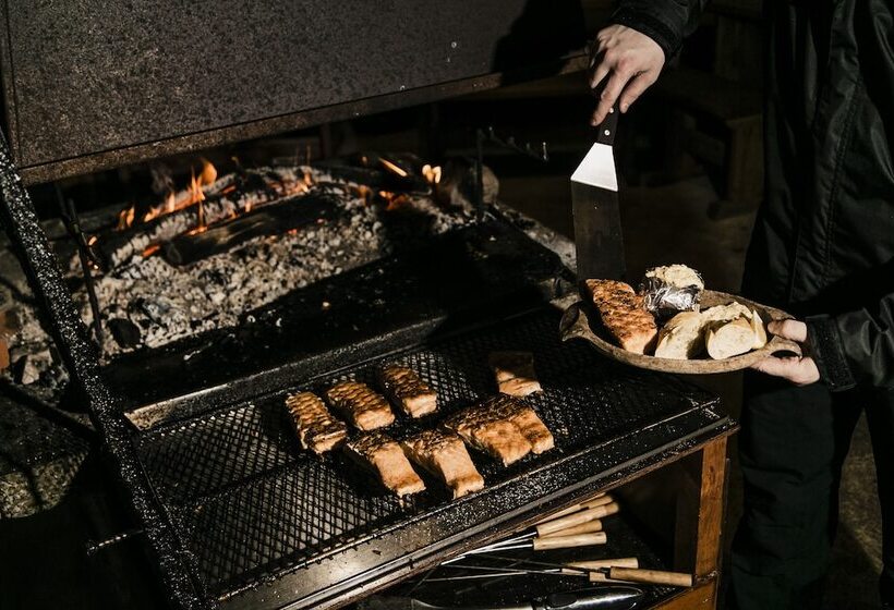 Arctic Snowhotel & Glass Igloos