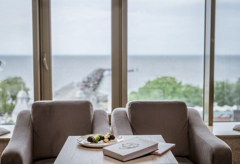 酒店 Aurora Family & Spa