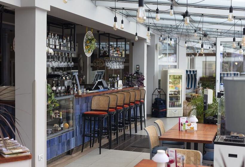 酒店 Aurora Family & Spa