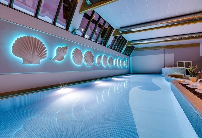 酒店 Aurora Family & Spa