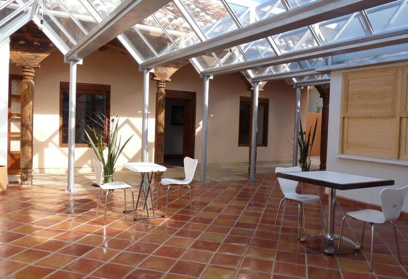 בית מלון כפרי Axkan Arte