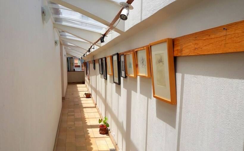 בית מלון כפרי Axkan Arte