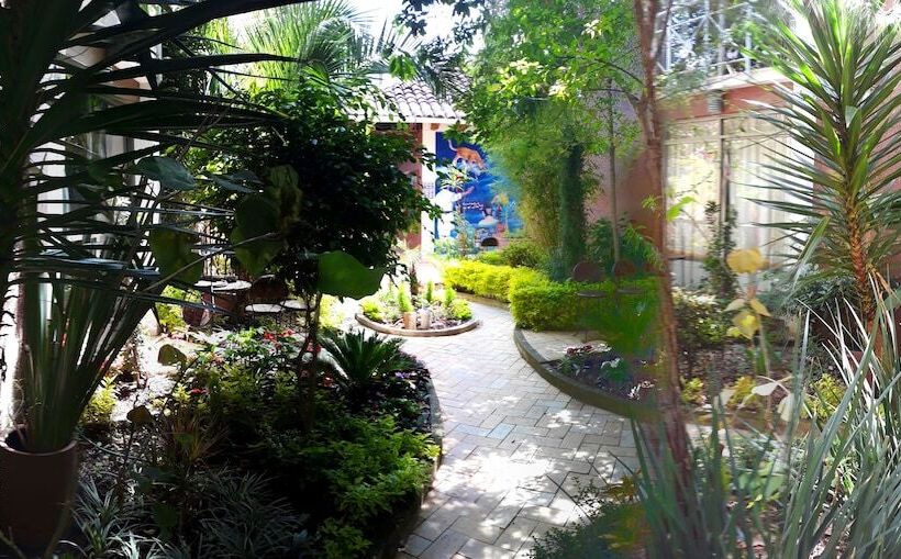 בית מלון כפרי Axkan Arte