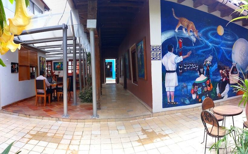 בית מלון כפרי Axkan Arte