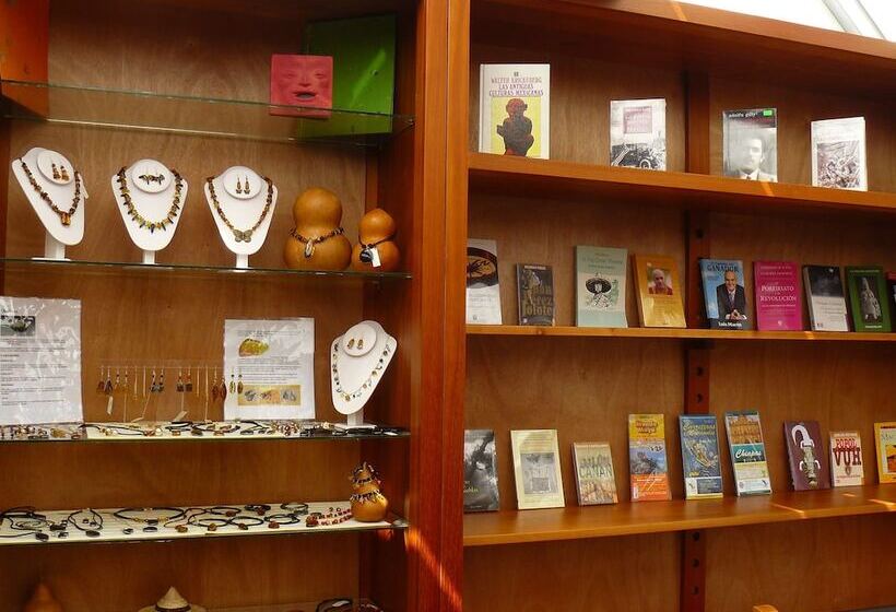 בית מלון כפרי Axkan Arte