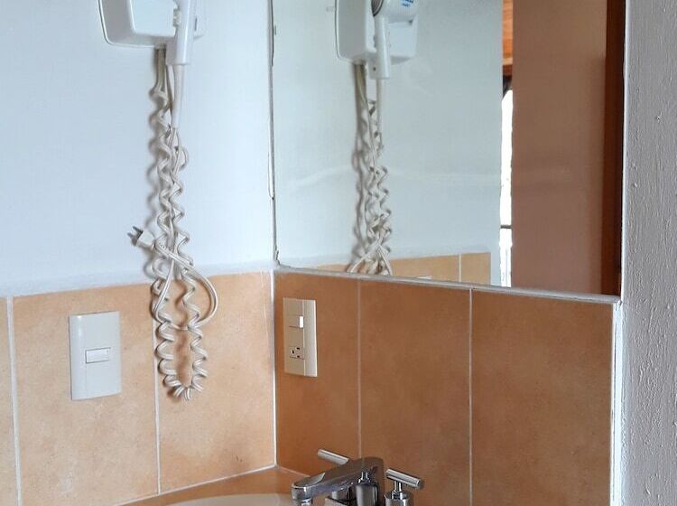 בית מלון כפרי Axkan Arte