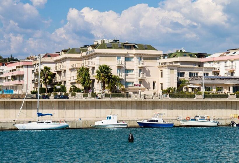 Best Western Plus Hotel Perla Del Porto