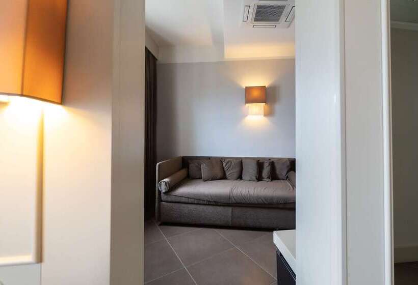 Best Western Plus Hotel Perla Del Porto