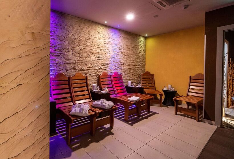 Best Western Plus Hotel Perla Del Porto