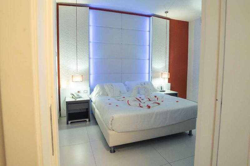 Best Western Plus Hotel Perla Del Porto