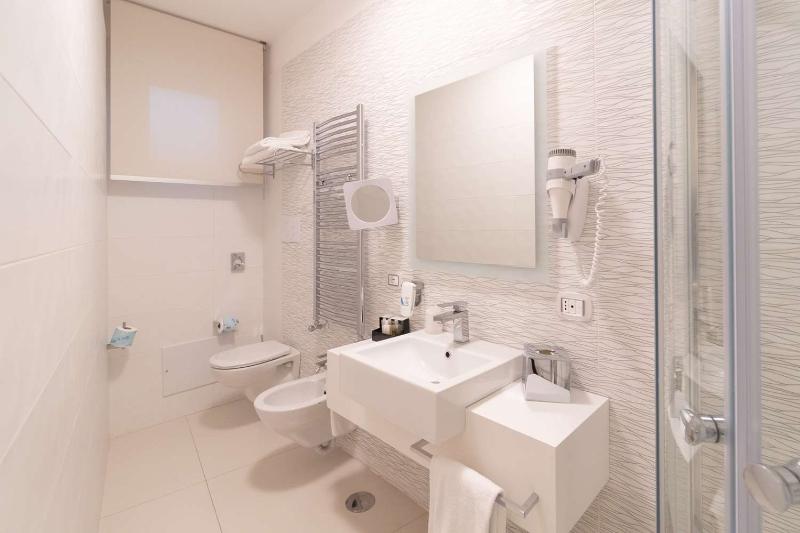 Best Western Plus Hotel Perla Del Porto