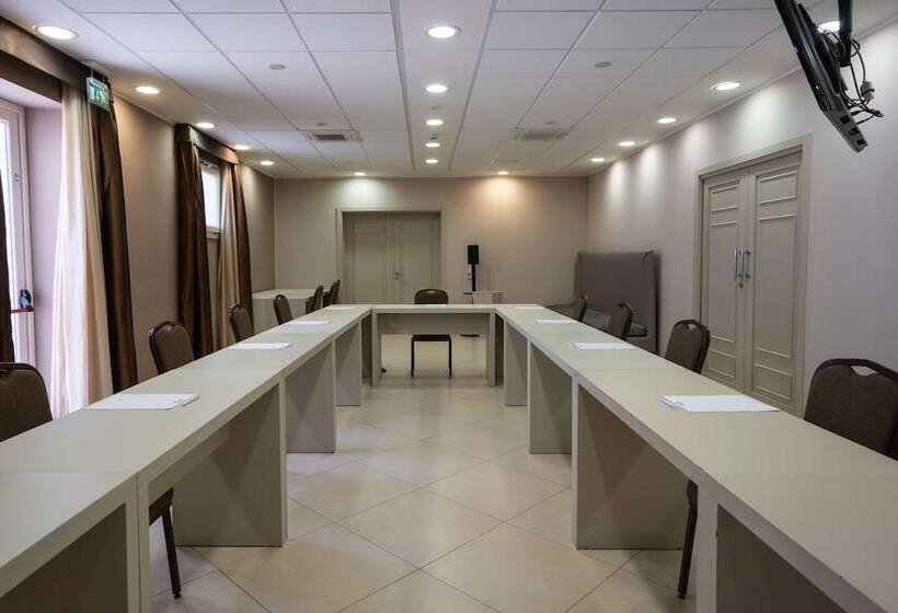 Best Western Plus Hotel Perla Del Porto