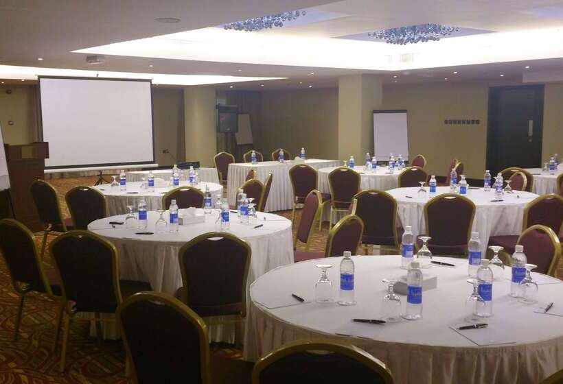 هتل Best Western Premier Muscat