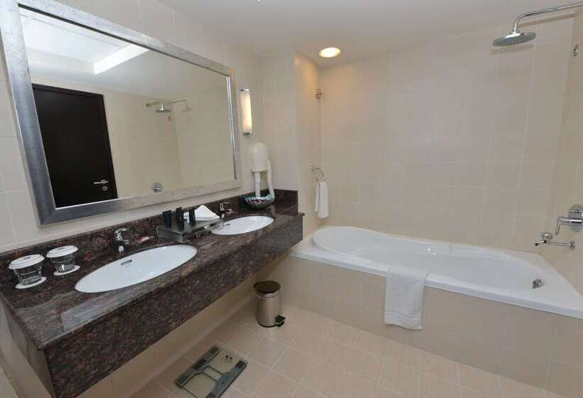 هتل Best Western Premier Muscat