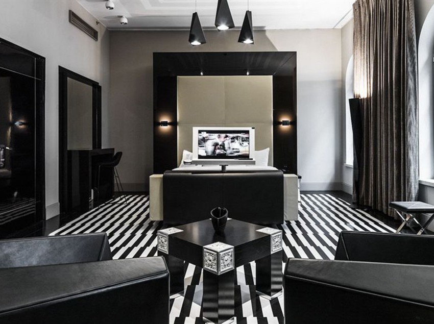 هتل Blow Up Hall 5050