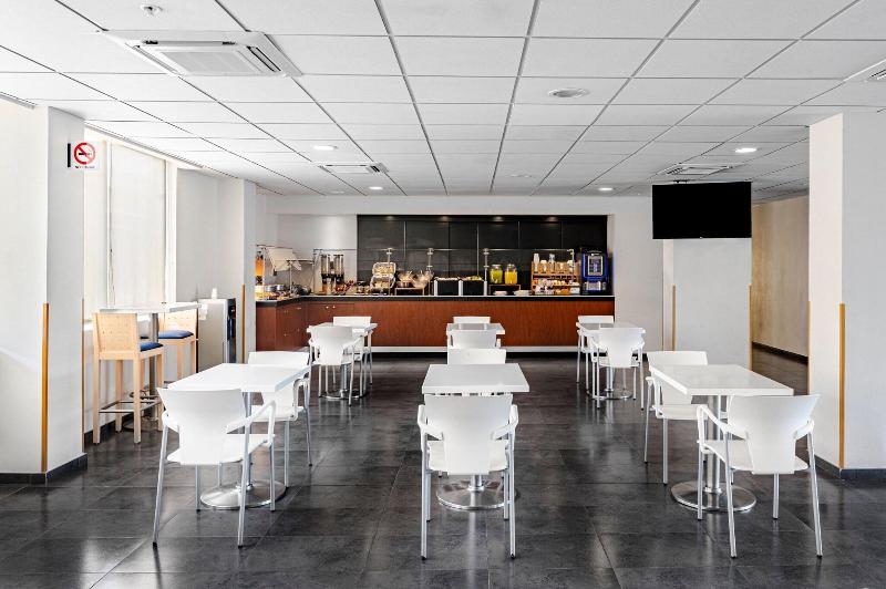 Отель City Express By Marriott Oaxaca