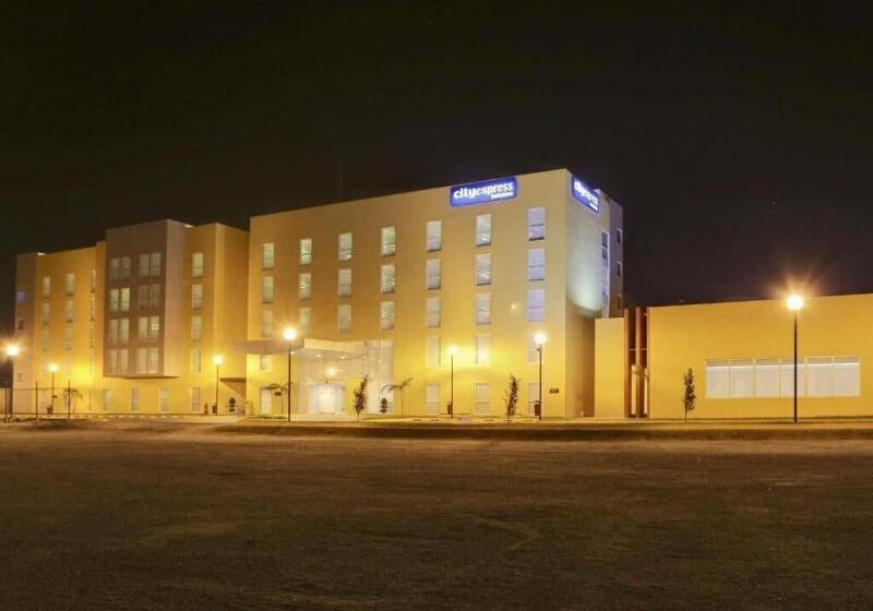Отель City Express By Marriott Salina Cruz