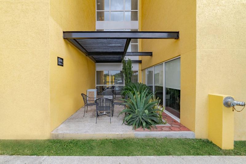 Отель City Express By Marriott Salina Cruz