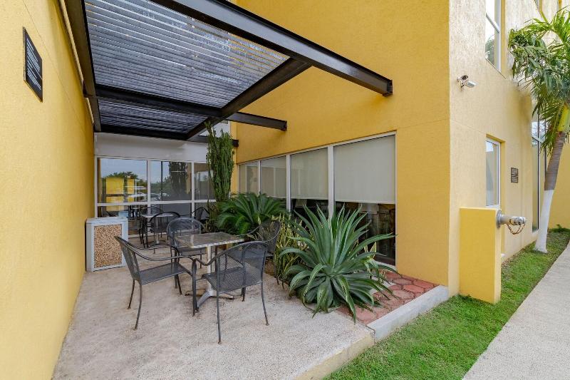 Отель City Express By Marriott Salina Cruz