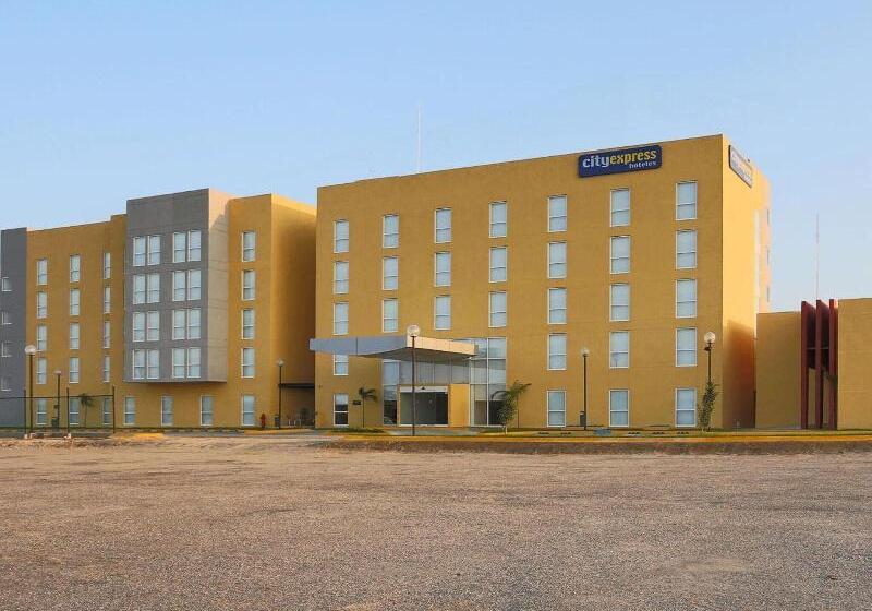Отель City Express By Marriott Salina Cruz