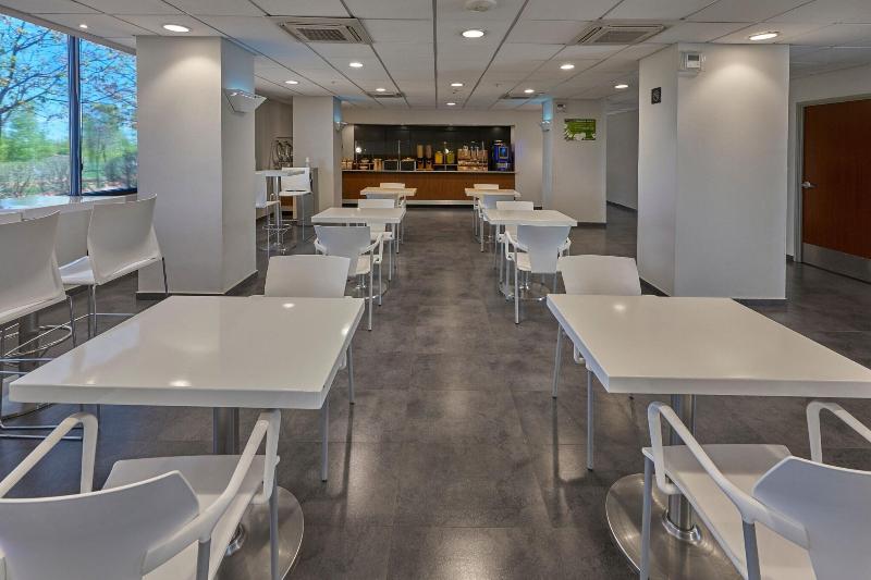 Отель City Express By Marriott Salina Cruz