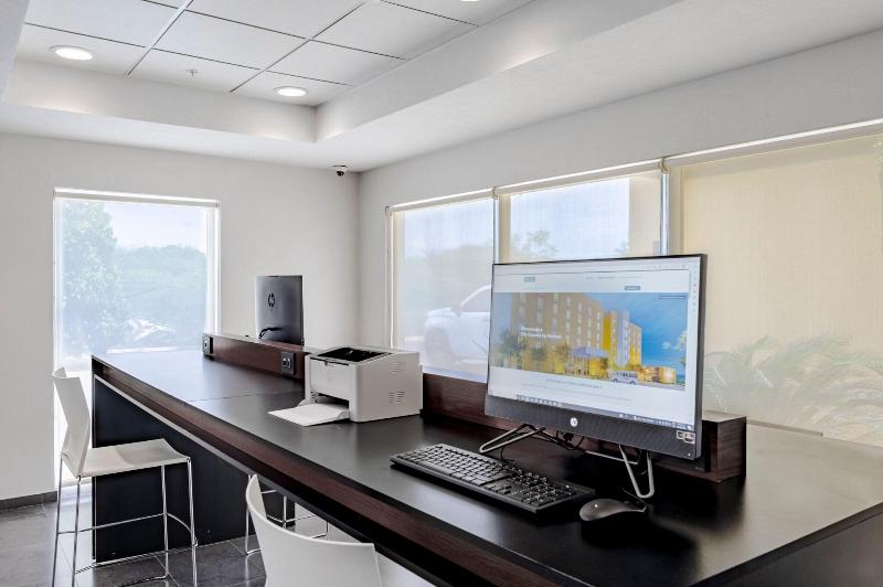 Отель City Express By Marriott Salina Cruz